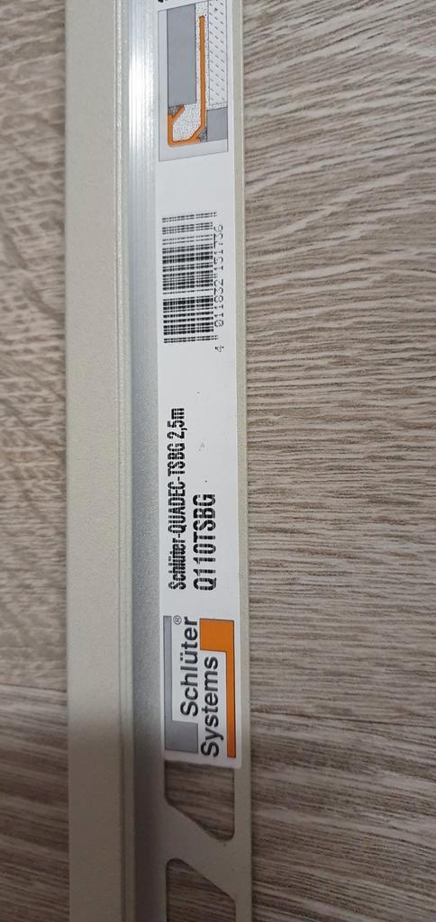 Quadec "gepoedercoat" tegelprofielen. 5 stuks, Doe-het-zelf en Bouw, Plinten en Afwerking, Nieuw, Ophalen