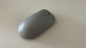 Microsoft Surface Muis Bluetooth beschikbaar voor biedingen