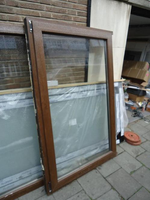 Twee ramen met dubbele beglazing, DECEUNINCK PVC-profiel, Doe-het-zelf en Bouw, Glas en Ramen, Gebruikt, Dubbelglas, Ophalen