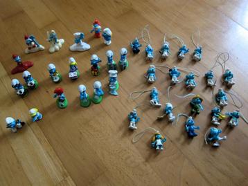 Lot de 40 figurines Schtroumpfs (Peyo)