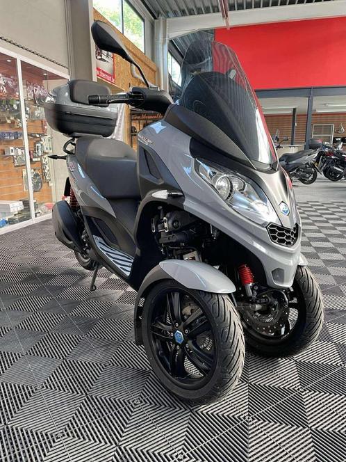Piaggio, Fietsen en Brommers, Scooters | Piaggio, Zo goed als nieuw, Overige modellen, Benzine, Ophalen