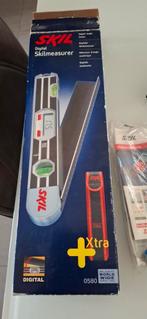 Digitale driehoeksmeter met LCD-display van 0 tot 220, Doe-het-zelf en Bouw, Ophalen, Zo goed als nieuw