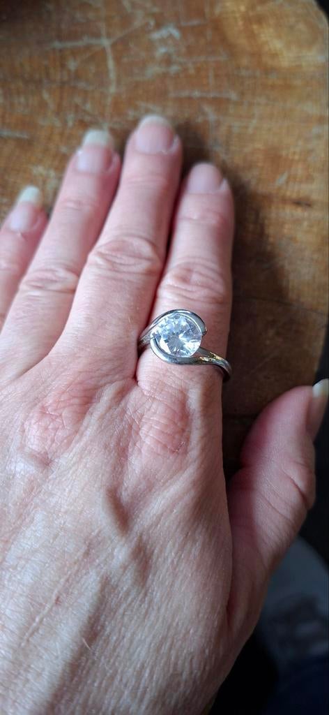 Ring victoria, Handtassen en Accessoires, Ophalen of Verzenden