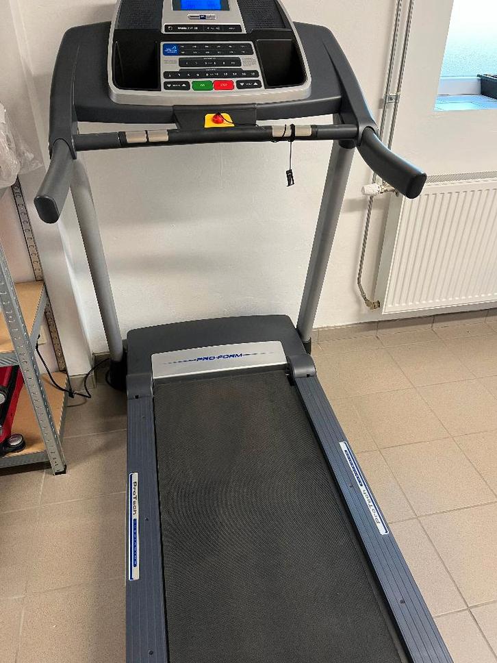 Tapis de course, Sports & Fitness, Appareils de fitness, Comme neuf, Tapis roulant, Jambes, Métal, Enlèvement