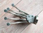 Metalen muurkapstok met draaibare haken, Ophalen of Verzenden, Gebruikt, Wandhaken