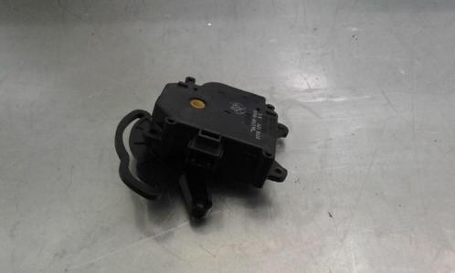KACHELSTELMOTOR Toyota Avensis Verso (M20) (0637008600), Auto-onderdelen, Airco en Verwarming, Toyota, Gebruikt