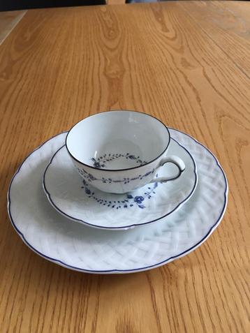 79 delig servies van limoges Bernardaud serie Hortense beschikbaar voor biedingen