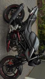 Suzuki SV650 ABS A2 35KW, Motoren, Motoren | Suzuki, 2 cilinders, ABS, Particulier, Minimaal motorrijbewijs A2