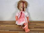 A888. Unieke Horror-Doll, enge pop met opengereten hoofd, Verzamelen, Gebruikt, Ophalen of Verzenden, Pop