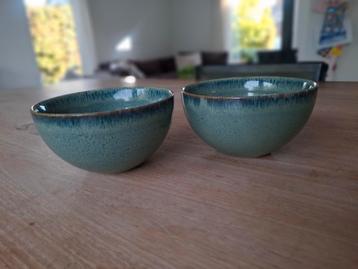 Schalen/kommen (2 stuks) van Dille en Kamille beschikbaar voor biedingen