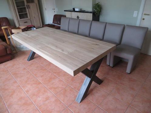 Table pour salle à manger 225 cm X 100 cm, Maison & Meubles, Tables | Tables à manger, Comme neuf, 50 à 100 cm, 200 cm ou plus