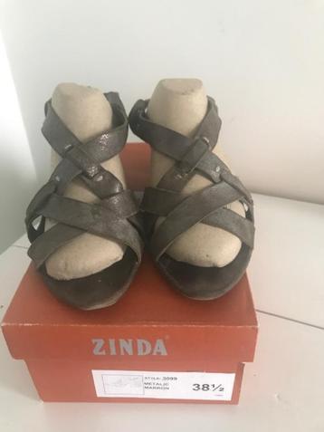 bruine leren sandalen van Zinda maat 38,5 beschikbaar voor biedingen