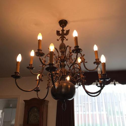 Grote antieke kroonluchter in brons, Huis en Inrichting, Lampen | Kroonluchters, Zo goed als nieuw, Ophalen