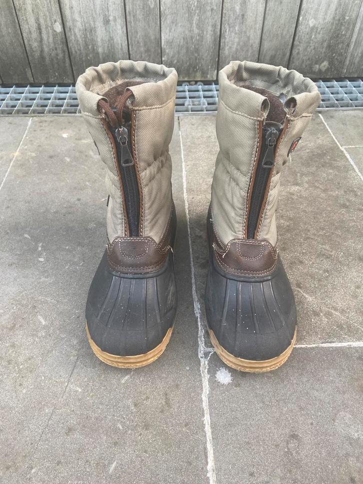 Stevige winterbottines unisex maat 35-36, Kinderen en Baby's, Kinderkleding | Schoenen en Sokken, Zo goed als nieuw, Ophalen