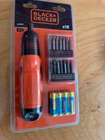 Nieuwe Black + Decker 6 V Schroefmachine + 19 bits 15 €, Doe-het-zelf en Bouw, Ophalen, Nieuw