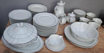 Uitgebreid servies 12 pers. Limoges 100% intact beschikbaar voor biedingen
