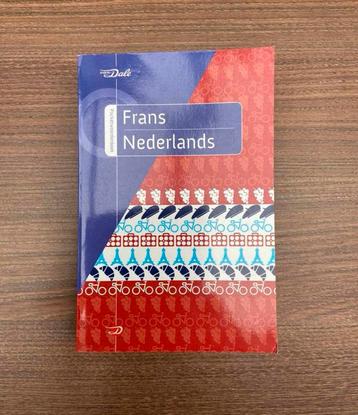 Van Dale Frans -  Nederlands beschikbaar voor biedingen