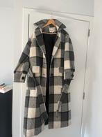 Jas NA-KD, Ophalen of Verzenden, Zo goed als nieuw, Maat 34 (XS) of kleiner