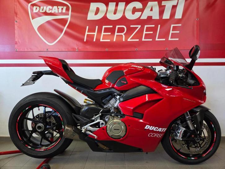 Panigale V4, Motoren, Motoren | Ducati, Bedrijf, Sport, meer dan 35 kW, 4 cilinders, Motorrijbewijs A, ABS, LED Verlichting, Quickshifter