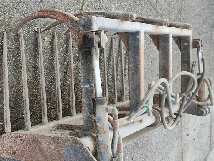 Chargeurs frontaux et accessoires Bobcat, Articles professionnels, Agriculture | Outils, Autre, Autres types