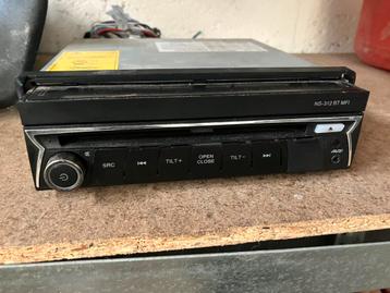 Auto radio potk ophalen beschikbaar voor biedingen