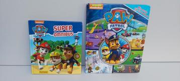 Twee boeken van Paw patrol beschikbaar voor biedingen