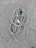 Verlengkabel 64 meter

3g2,5, Ophalen