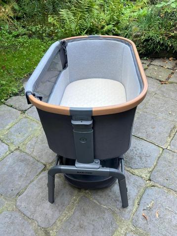 Baby co-sleeper van Maxi Cosy, inclusief matras & 2 hoezen beschikbaar voor biedingen