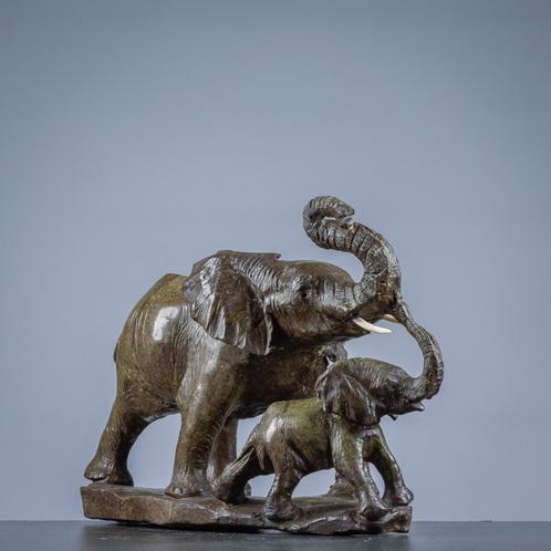 E. Chirume - Olifanten en kalf, Antiek en Kunst, Kunst | Designobjecten, Ophalen of Verzenden