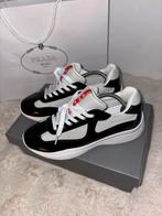 Prada cup noir et blanc, Enlèvement ou Envoi, Blanc