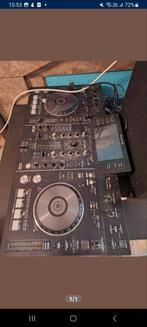 GEZOCHT Een dj controller die je kan gebruiken zonder laptop, Ophalen of Verzenden, Zo goed als nieuw