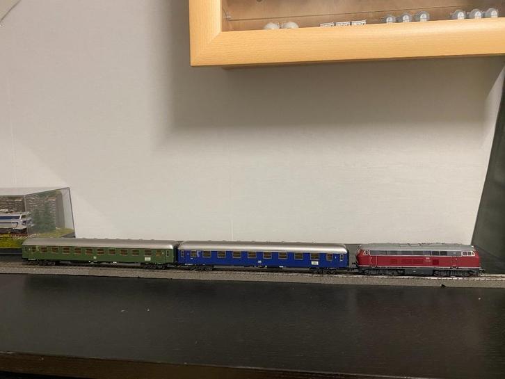V 160 uit startpakking sound MFX en 2 D trein rijtuigen, Hobby en Vrije tijd, Modeltreinen | H0, Gebruikt, Treinset, Wisselstroom
