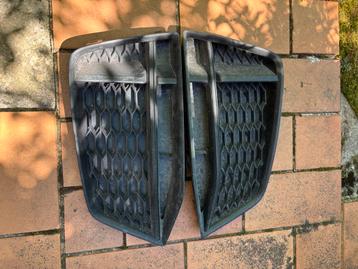 Grilles de pare-chocs SLINE AUDI TT/TTS châssis 8SO année  beschikbaar voor biedingen