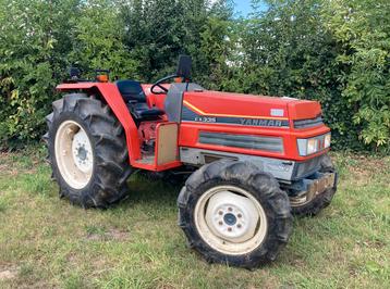 Minitractor Yanmar FX335 - 33pk 4cilinder - 4x4 - POWERSHIFT beschikbaar voor biedingen
