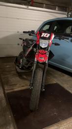 Ruilen of goed bod : Derbi senda 2 takt 2019 50cc, Comme neuf, Enlèvement, 50 cm³, Classe B (45 km/h)