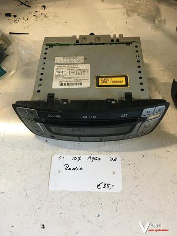 Citroen C1 Peugeot 107 Toyota Aygo 2008  Radio CD Speler beschikbaar voor biedingen