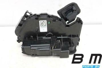 Portierslot linksvoor VW Passat B8 5NC837015B beschikbaar voor biedingen