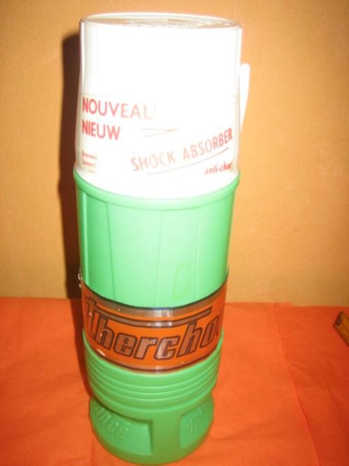 Vintage thermosfles in PVC en goudkleurig glas, 1/2 L, Antiek en Kunst, Antiek | Keukengerei, Ophalen