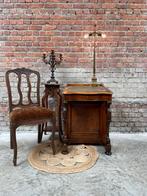 Bureau victorien en noyer massif, Maison & Meubles, Armoires | Secrétaires, Enlèvement