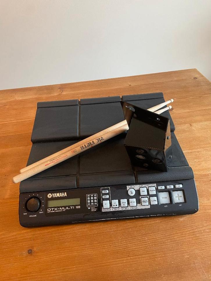 Drum pad Yamaha DTX-Multi 12 + support pied, Musique & Instruments, Batteries électroniques, Utilisé, Yamaha, Enlèvement ou Envoi