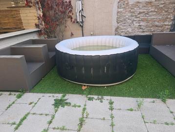 Jacuzzi 4 personen, Enlèvement, Utilisé, Filtre