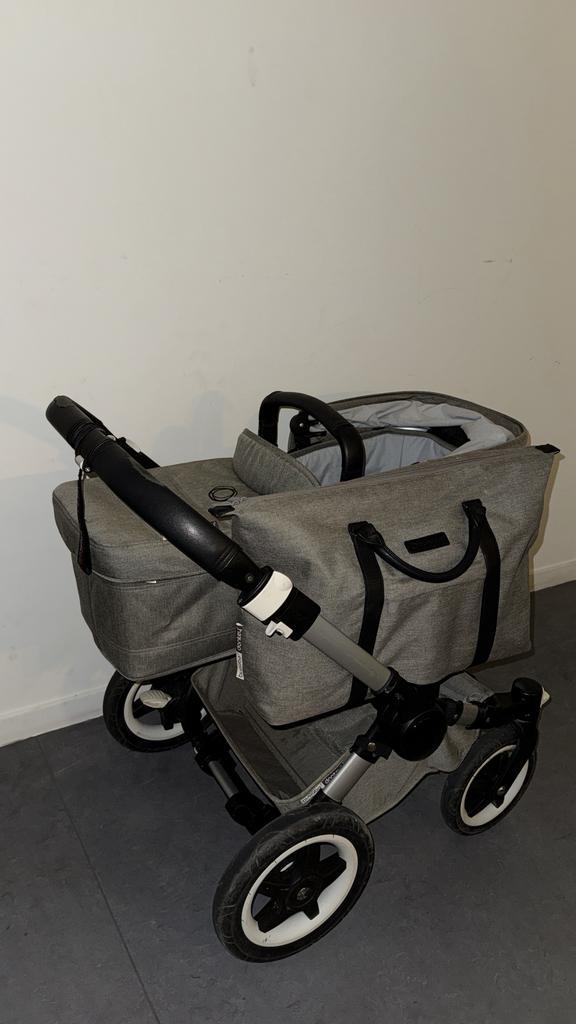 Bugaboo donkey 2, Kinderen en Baby's, Kinderwagens en Combinaties, Gebruikt, Combiwagen, Bugaboo, Duowagen, Luchtbanden, Met reiswieg
