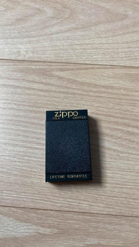 Zippo original laiton – modèle USA, Collections, Articles de fumeurs, Briquets & Boîtes d'allumettes, Comme neuf, Enlèvement ou Envoi