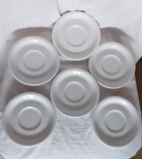sous-tasses blanches expresso, illy,..., Antiek en Kunst, Antiek | Servies los, Ophalen of Verzenden