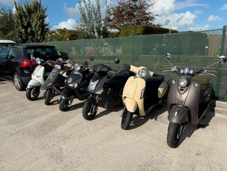 Lot van 12 scooters, Fietsen en Brommers, Scooters | Overige merken, Gebruikt, Ophalen