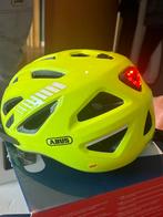 Abus fluorescerend gele fietshelm, Zo goed als nieuw