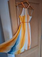 Zomer kleedje - maat 38 - blauw,oranje,geel., Enlèvement ou Envoi, Comme neuf, Longueur genou, Bleu