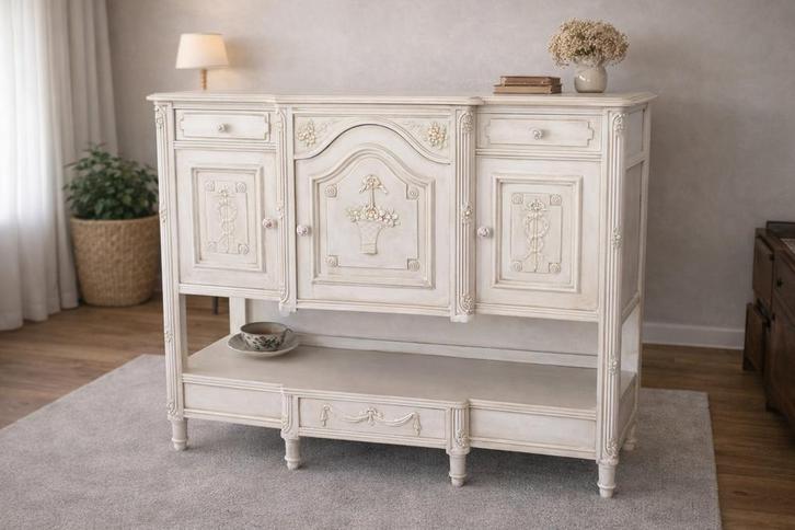 Charmante vintage buffetkast / dressoir – romantische stijl, Maison & Meubles, Armoires | Armoires murales, Comme neuf, Enlèvement