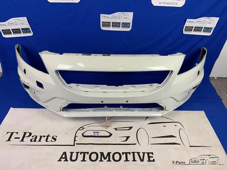 Volvo V40 R design voorbumper origineel 2012+, Auto-onderdelen, Carrosserie, Bumper, Volvo, Voor, Gebruikt
