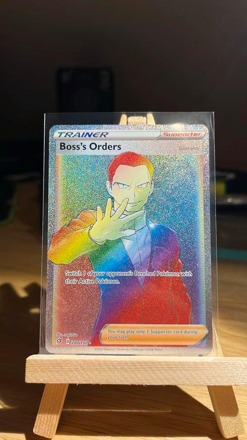 Boss Orders #200 Rainbow Trainer, Hobby & Loisirs créatifs, Jeux de cartes à collectionner | Autre, Comme neuf, Enlèvement ou Envoi